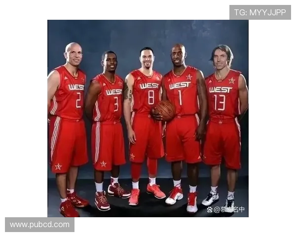 保罗职业生涯荣誉盘点:最佳阵容与防守阵容多次入选助攻与抢断双王之路